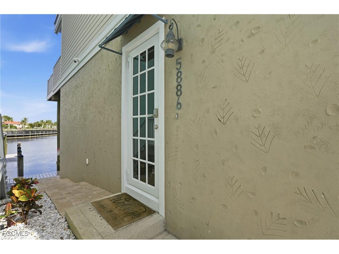 5886 Shell Cove Drive Cape Coral FL 33914 2025016923 image6
