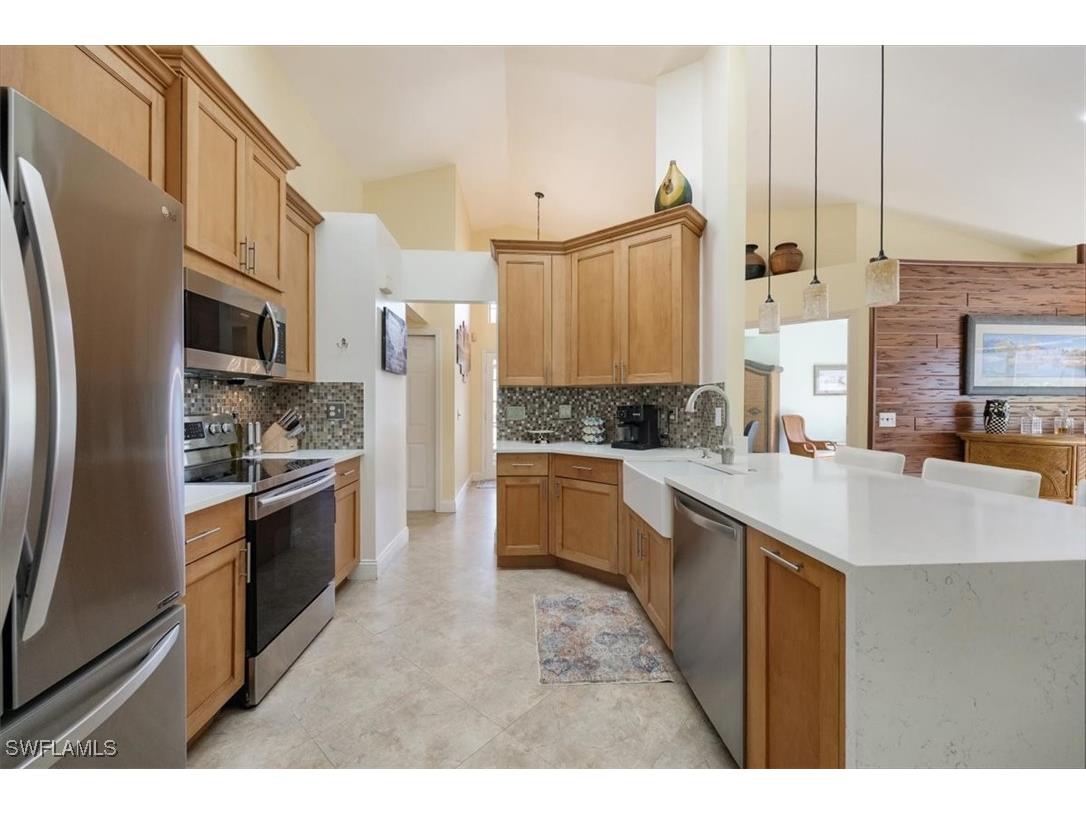 5886 Westbourgh Court Naples FL 34112 226001766 image1