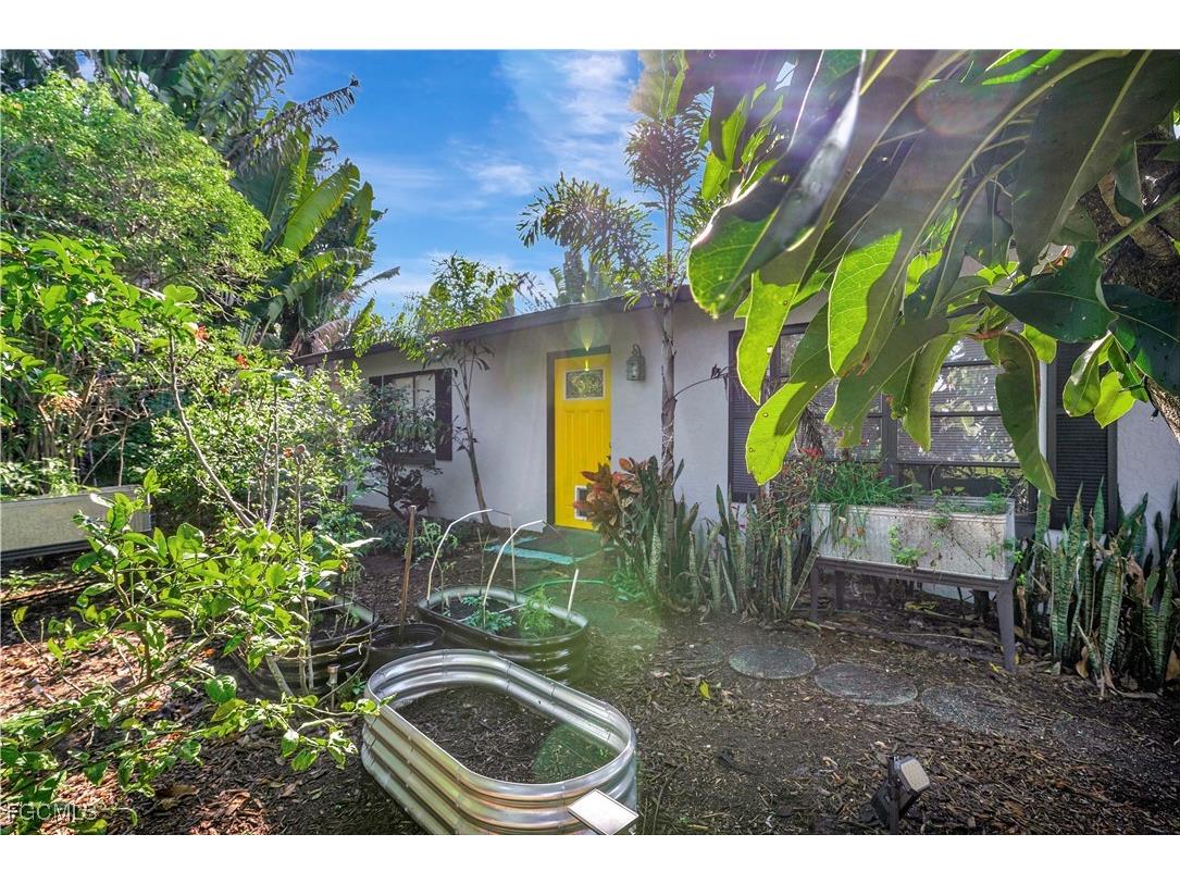 5887 Kingfish Road Bokeelia FL 33922 2025021787 image1