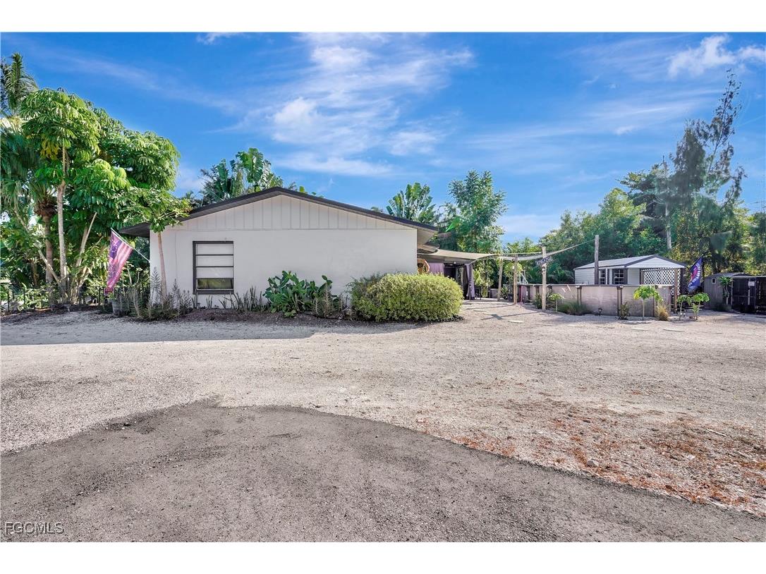 5887 Kingfish Road Bokeelia FL 33922 2025021787 image28