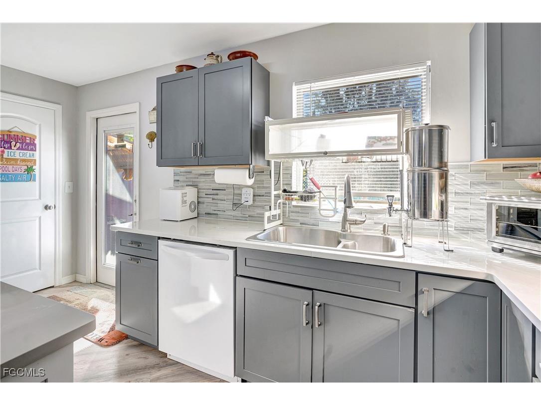 5887 Kingfish Road Bokeelia FL 33922 2025021787 image8