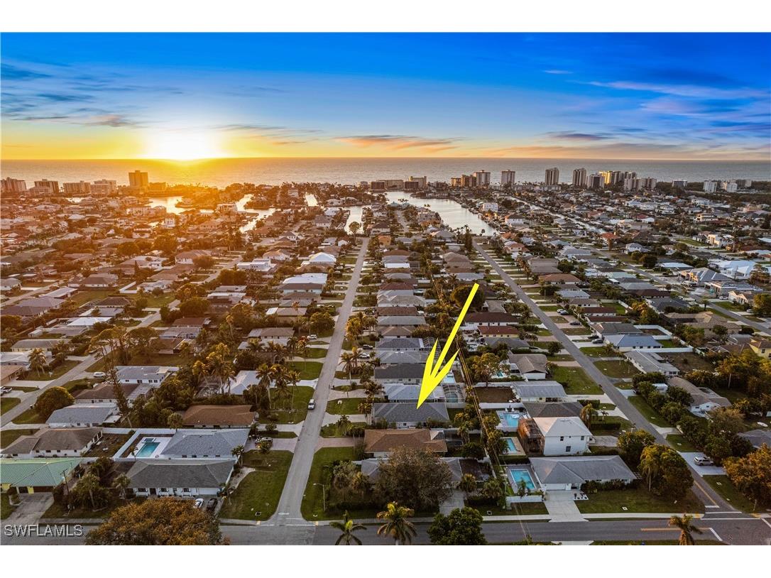 589 104th Avenue N Naples FL 34108 225008124 image1