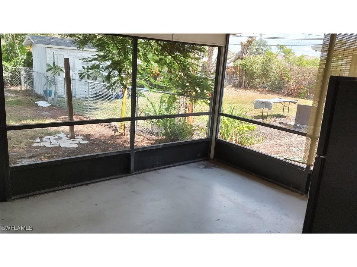 589 106th Avenue N Naples FL 34108 225077232 image12