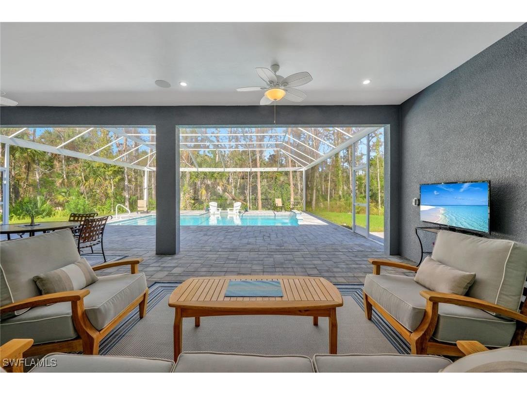 589 12th Avenue NW Naples FL 34120 225075857 image20