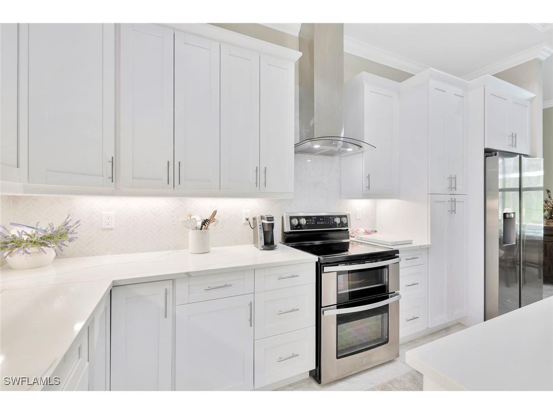 589 12th Avenue NW Naples FL 34120 225075857 image6