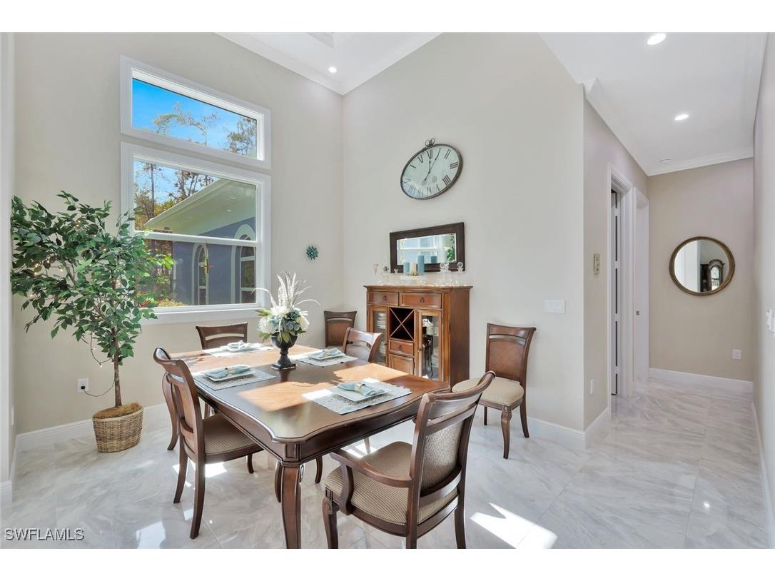 589 12th Avenue NW Naples FL 34120 225075857 image9