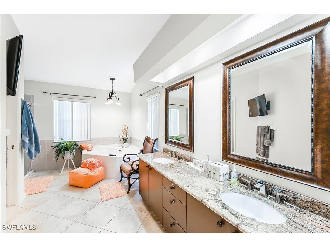 589 Lambton Lane Naples FL 34104 225067334 image14