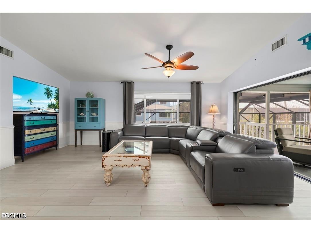 589 Rabbit Road Sanibel FL 33957 2026019677 image12