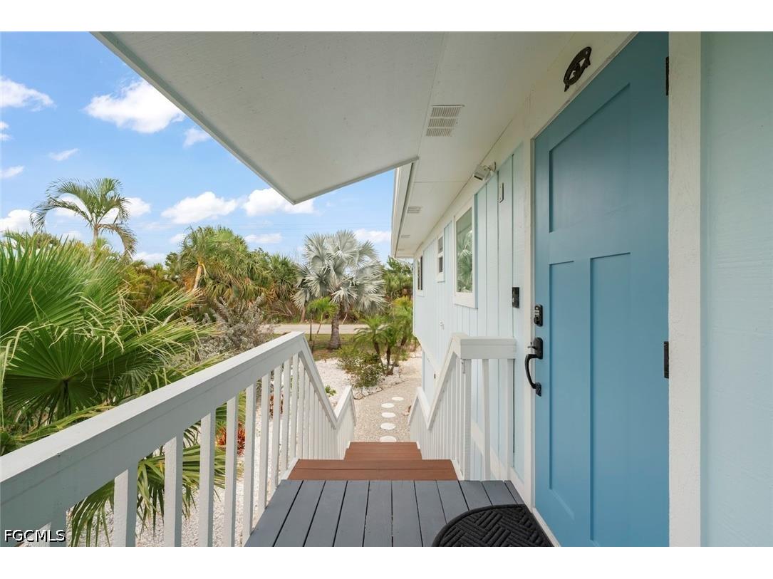 589 Rabbit Road Sanibel FL 33957 2026019677 image4