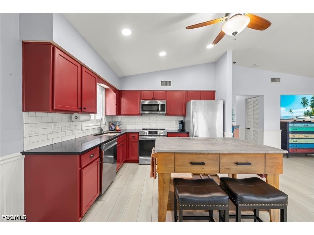 589 Rabbit Road Sanibel FL 33957 2026019677 image7