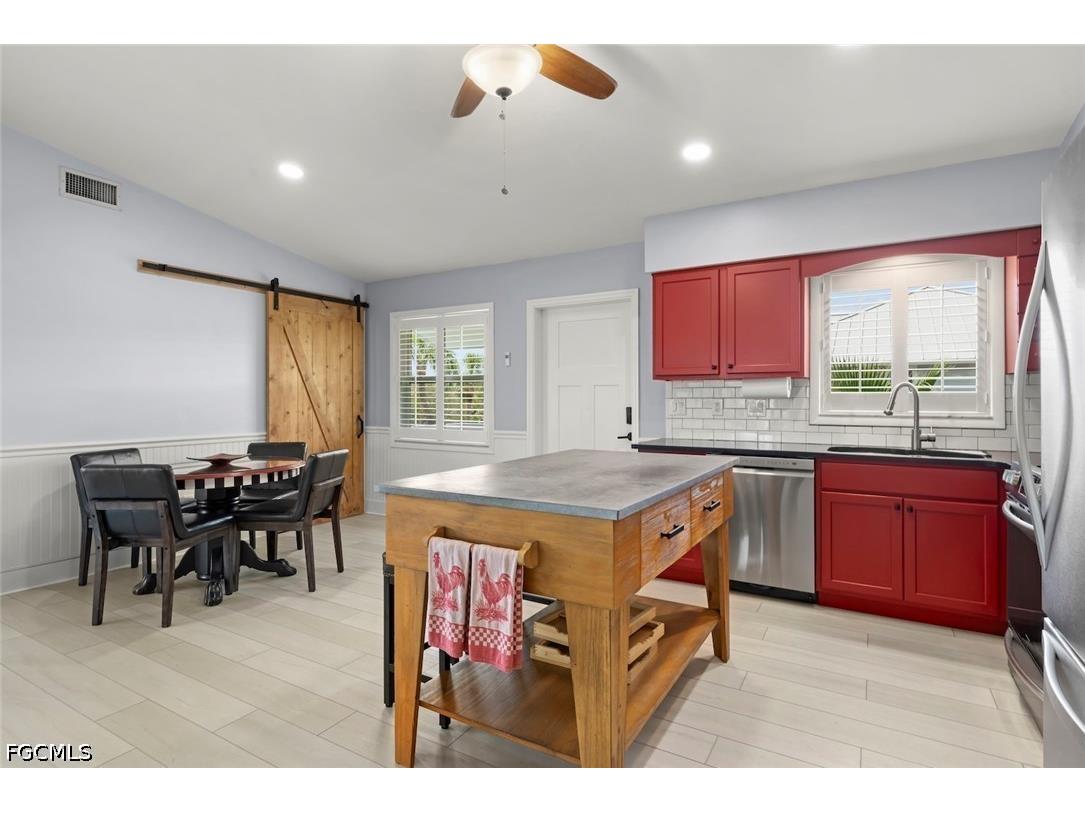 589 Rabbit Road Sanibel FL 33957 2026019677 image8