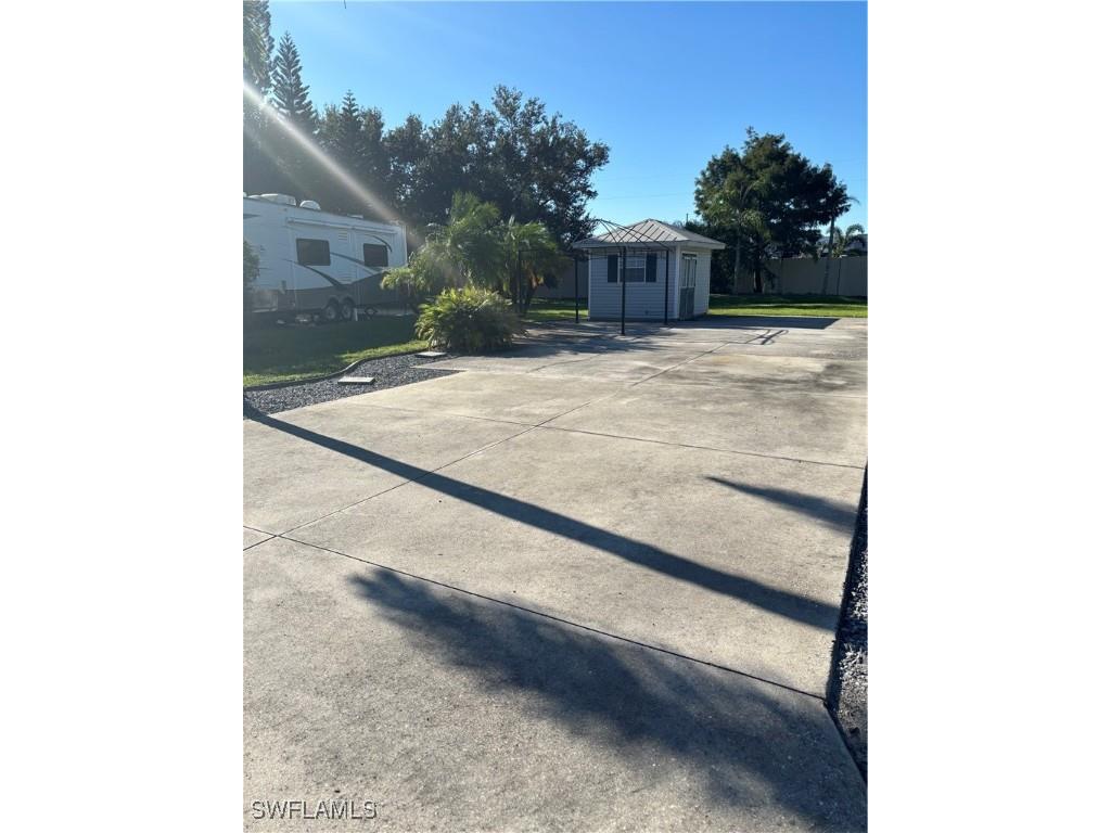 5890 Maplewood Ct. Fort Myers FL 33905 225075067 image2