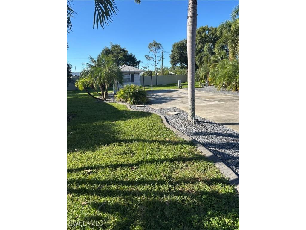 5890 Maplewood Ct. Fort Myers FL 33905 225075067 image3