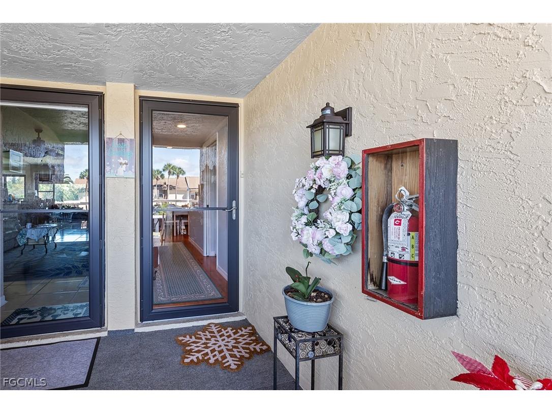 5890 Trailwinds Drive #522 Fort Myers FL 33907 2026011797 image3