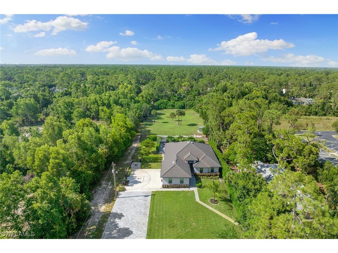 5895 Golden Gate Parkway Naples FL 34116 223062393 image1