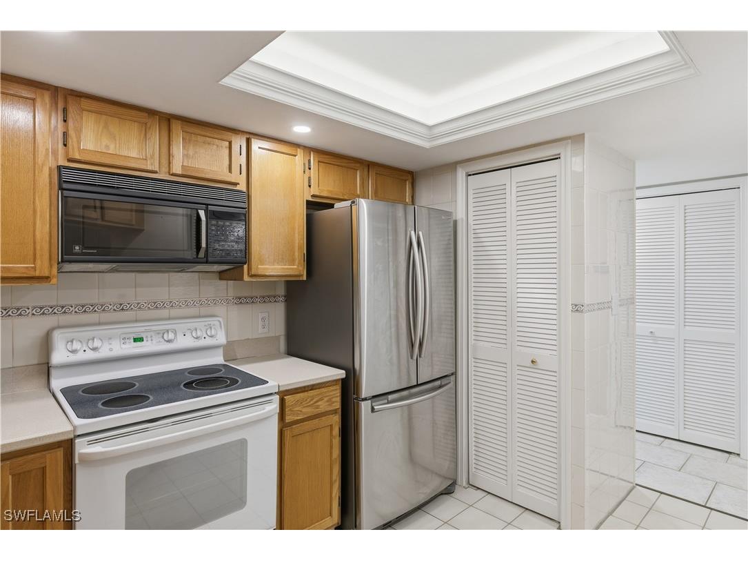 5899 Chanteclair Drive #222 Naples FL 34108 225079531 image8