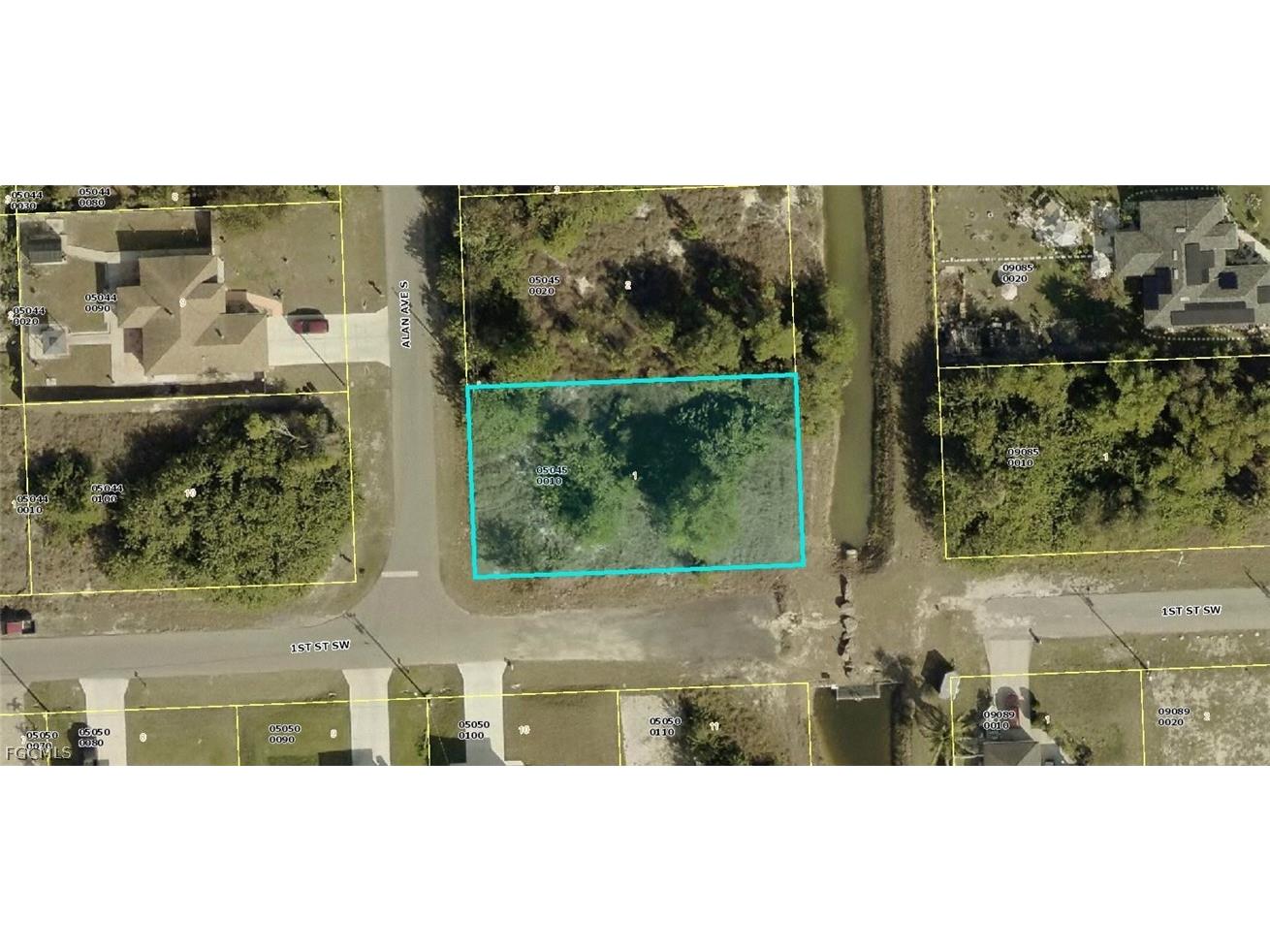 59 Alan Avenue S Lehigh Acres FL 33976 2026007963 image1