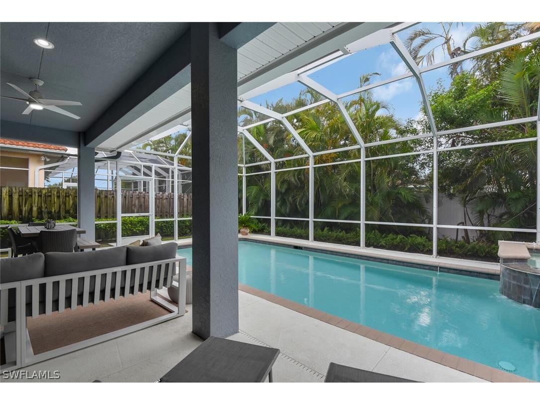 590 110th Avenue N Naples FL 34108 226007193 image32