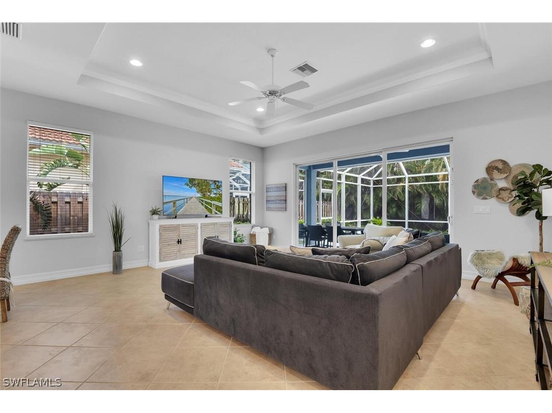 590 110th Avenue N Naples FL 34108 226007193 image6