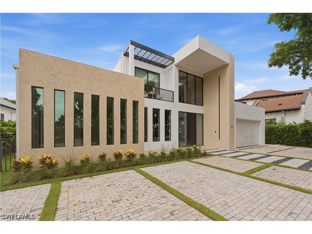 590 6th Avenue N Naples FL 34102 226022505 image3