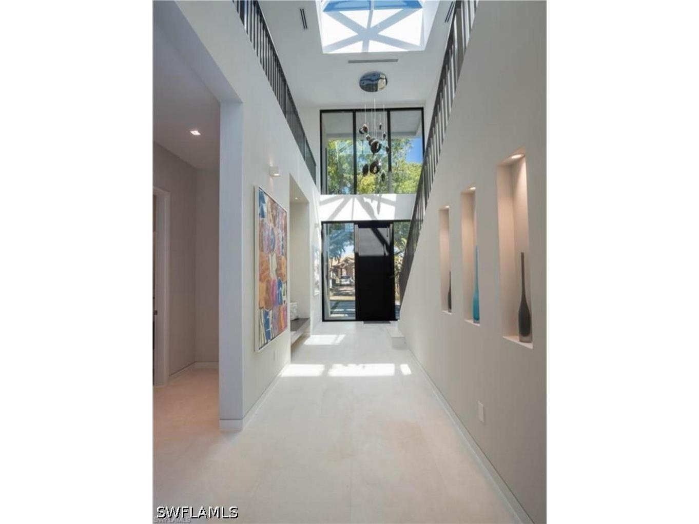 590 6th Avenue N Naples FL 34102 226022505 image7