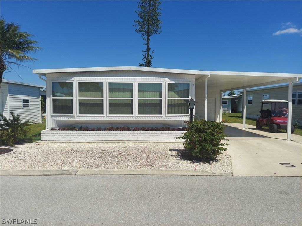 590 Boros Drive North Fort Myers FL 33903 224032546 image1