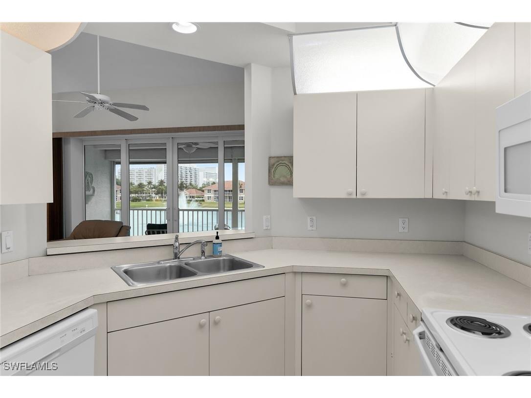 590 Club Marco Circle #9-202 Marco Island FL 34145 225083589 image10