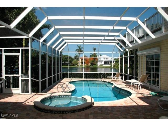 590 E Lake Drive Naples FL 34102 226005478 image1
