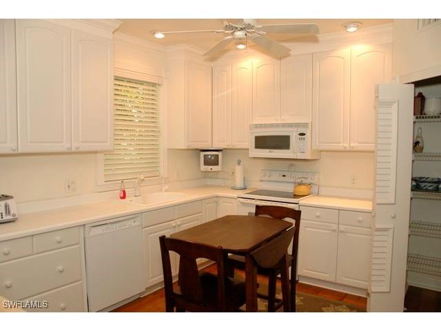 590 E Lake Drive Naples FL 34102 226005478 image6