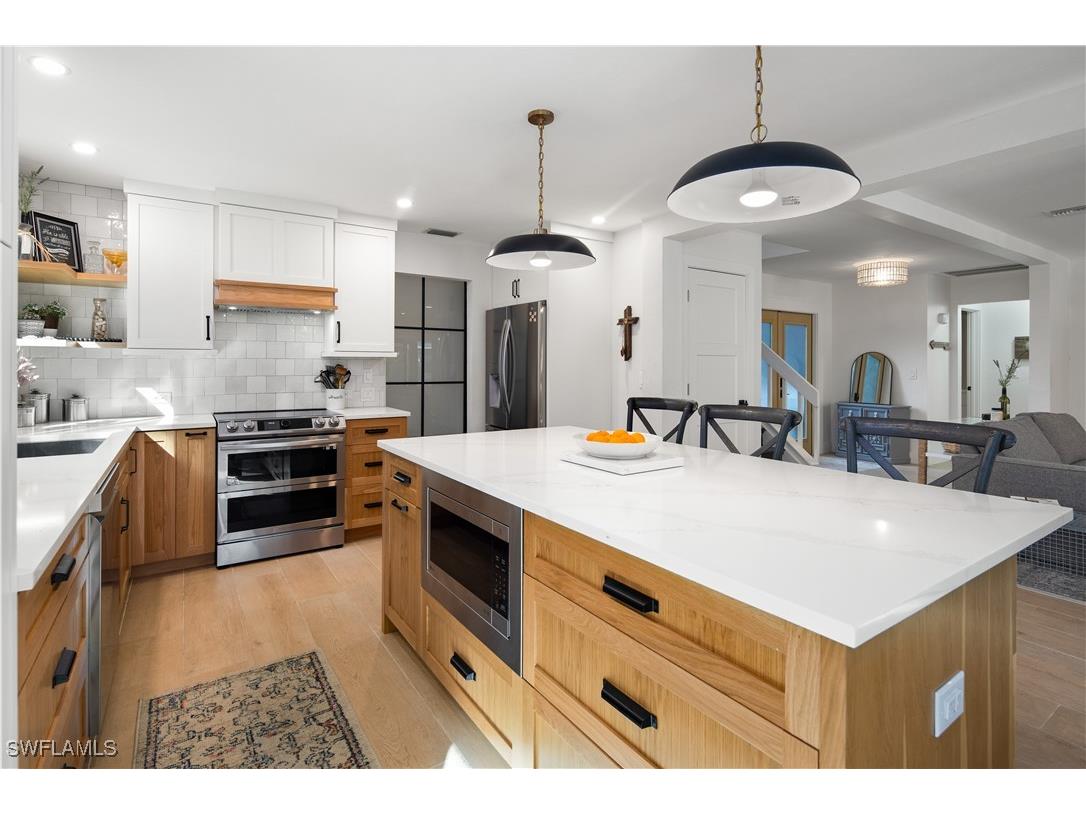 5900 Cypress Hollow Way Naples FL 34109 225083898 image1