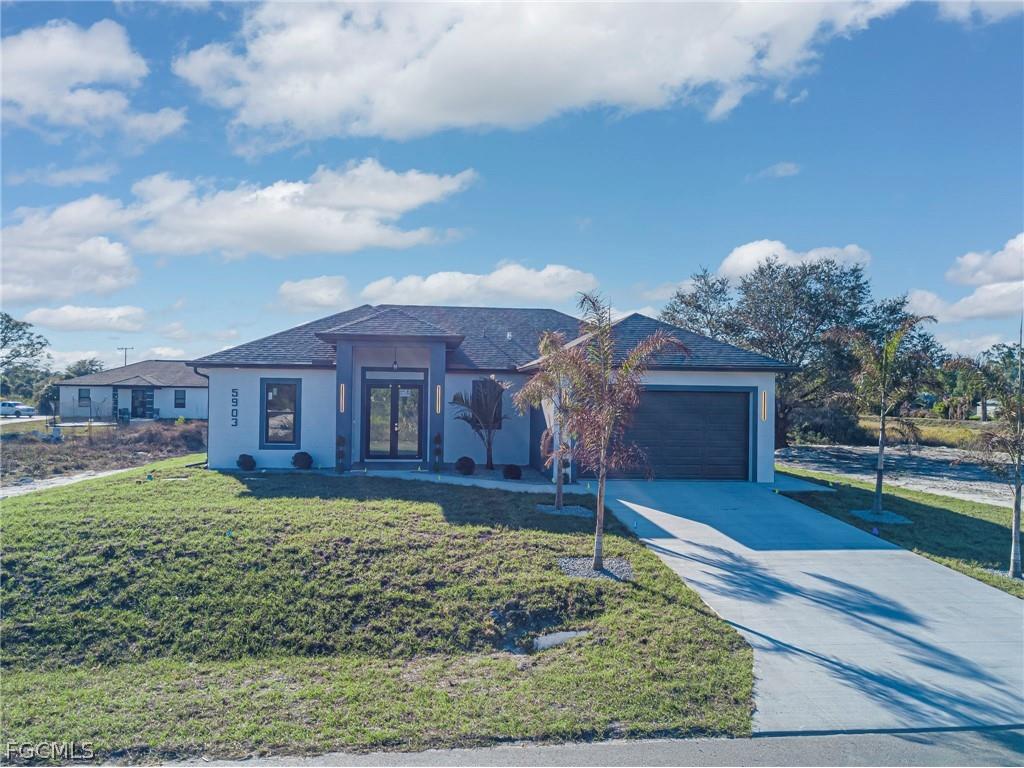 5903 Queen Avenue N Lehigh Acres FL 33971 2026009573 image1