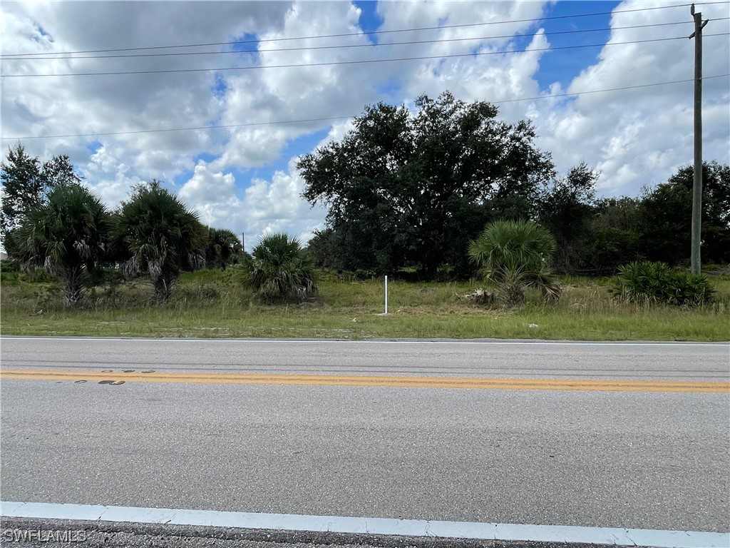 5905 Sunshine Boulevard N Lehigh Acres FL 33971 223068126 image1
