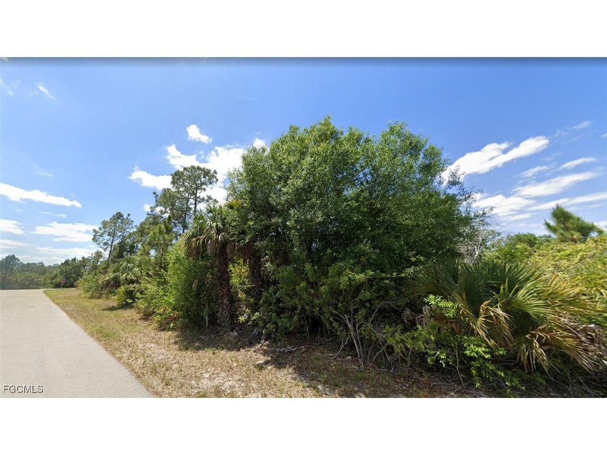 5905 Susan Avenue N Lehigh Acres FL 33971 2025010768 image4