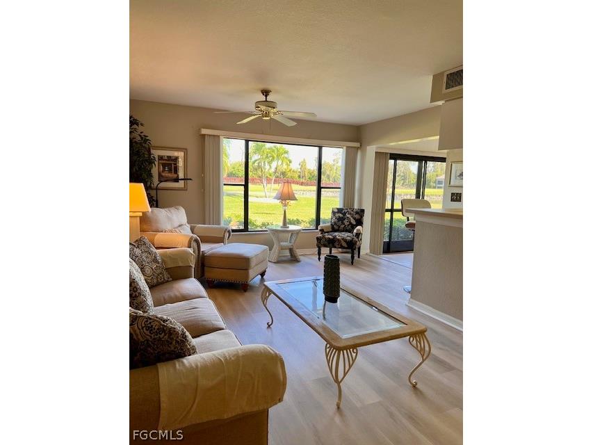 5905 Trailwinds Drive #816 Fort Myers FL 33907 2026006932 image2