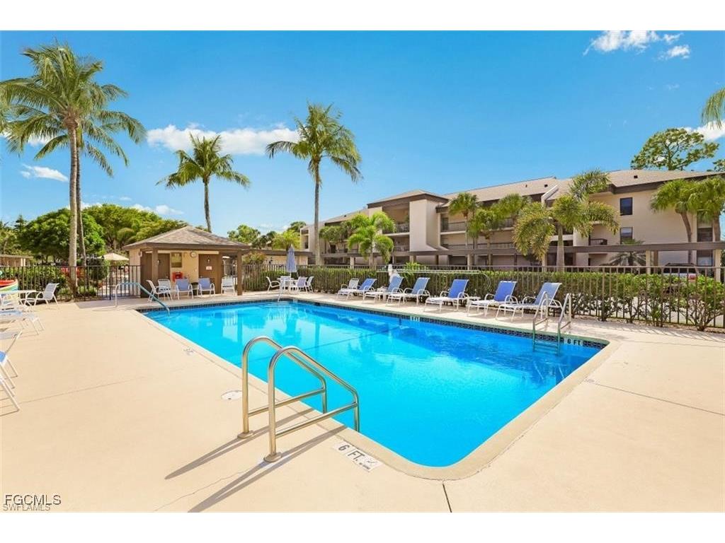 5905 Trailwinds Drive #824 Fort Myers FL 33907 2025010438 image25