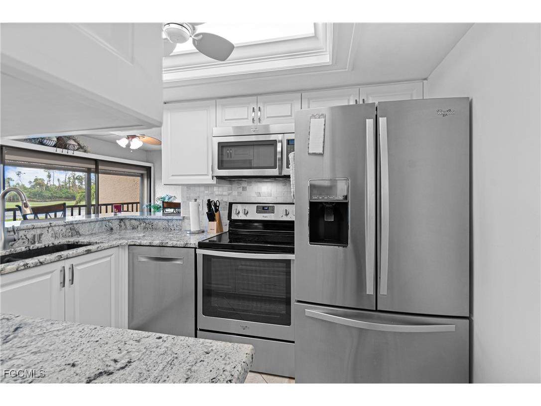 5905 Trailwinds Drive #824 Fort Myers FL 33907 2025014529 image34