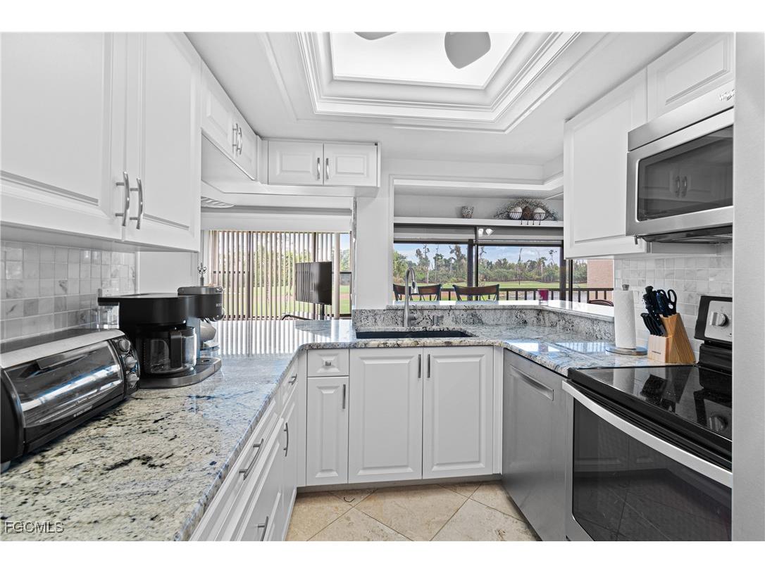 5905 Trailwinds Drive #824 Fort Myers FL 33907 2025014529 image35