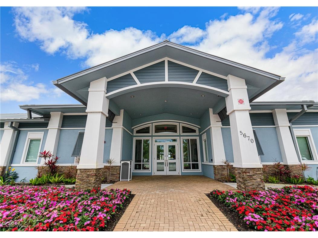 5905 Trailwinds Drive #824 Fort Myers FL 33907 2025014529 image38