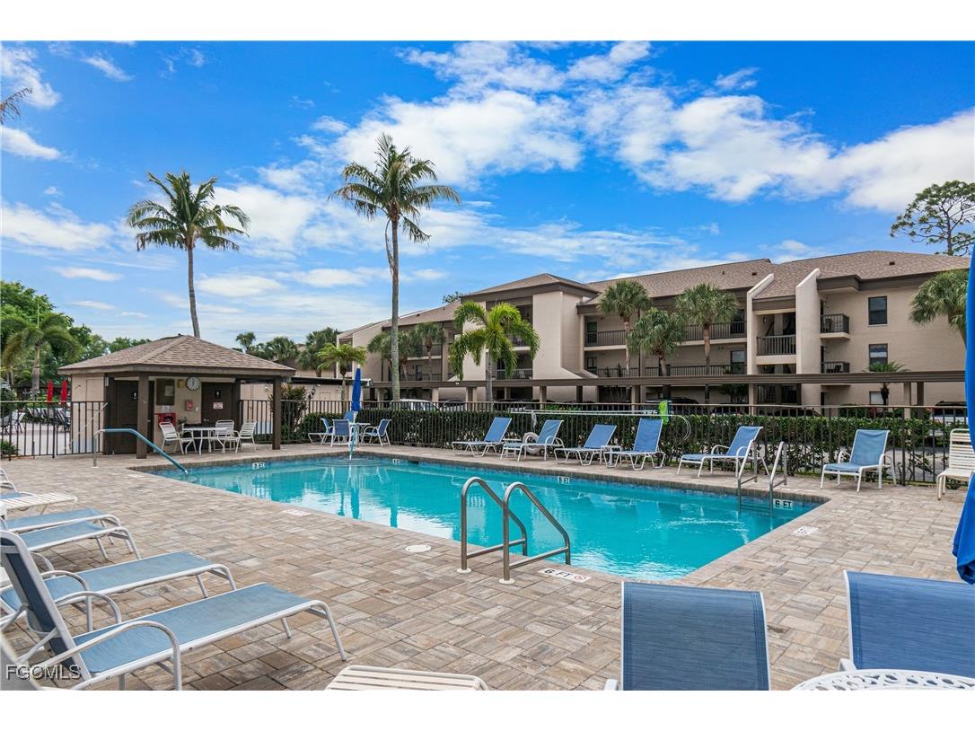 5905 Trailwinds Drive #824 Fort Myers FL 33907 2025014529 image50