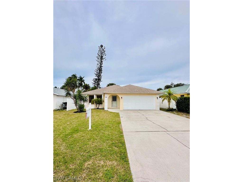 591 103rd Avenue N Naples FL 34108 224003825 image1