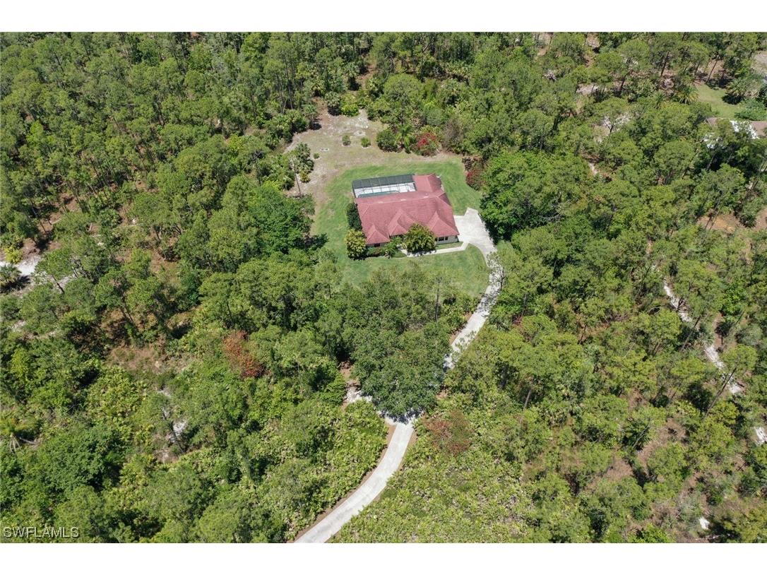 591 29th Street NW Naples FL 34120 223035069 image1