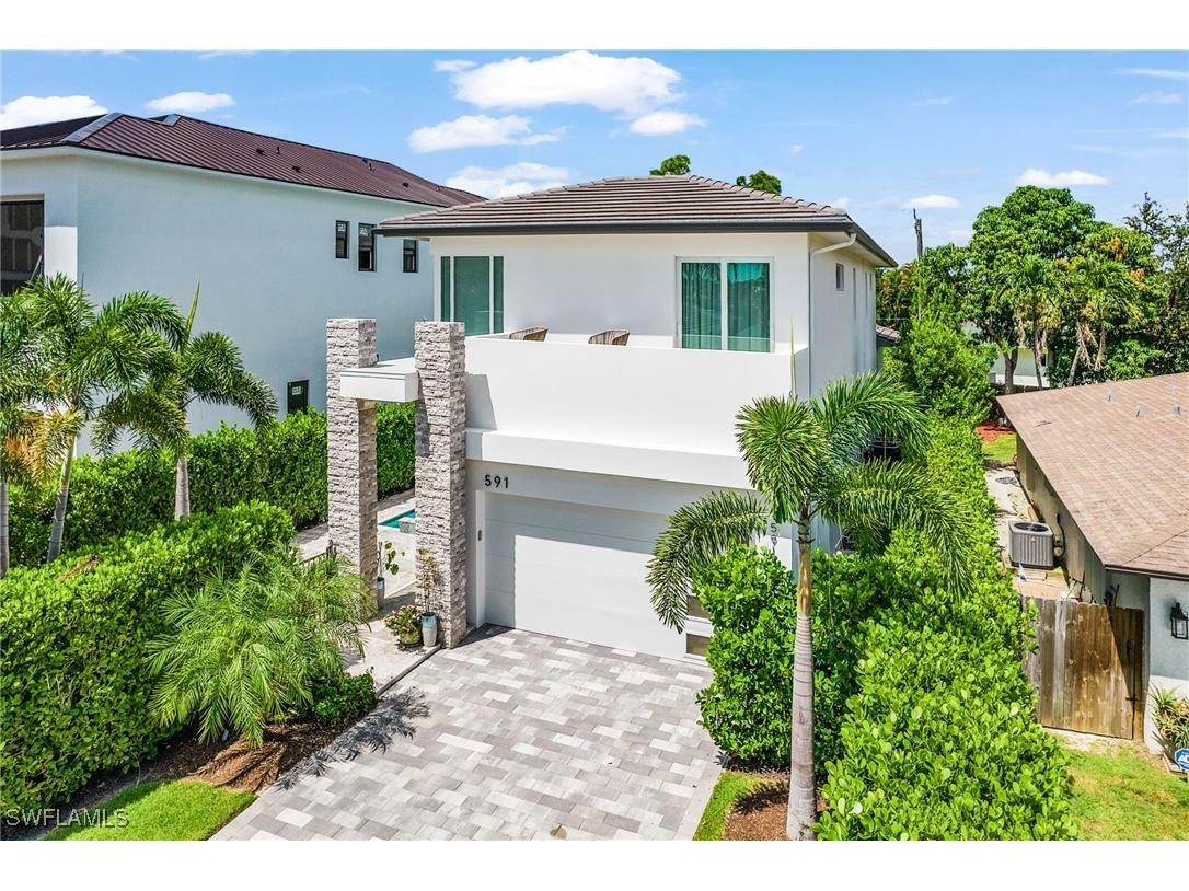 591 93rd Avenue N Naples FL 34108 225070902 image2