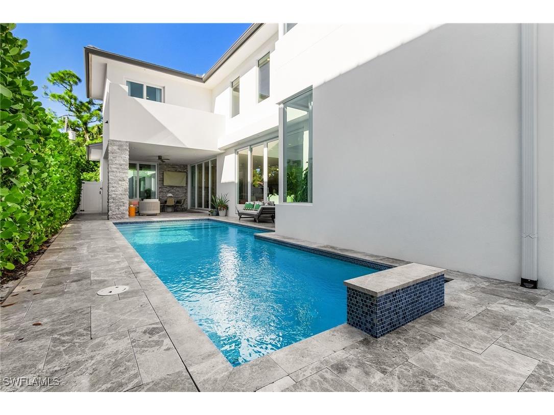 591 93rd Avenue N Naples FL 34108 225070902 image28