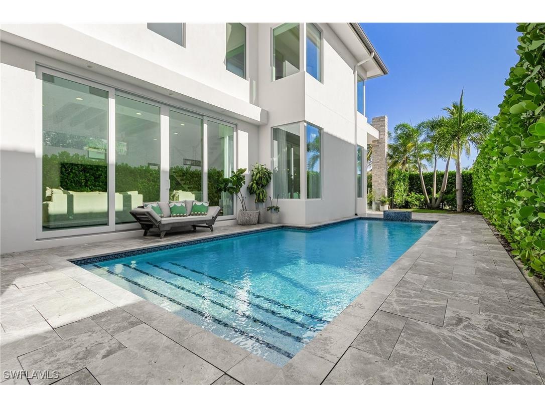 591 93rd Avenue N Naples FL 34108 225070902 image29