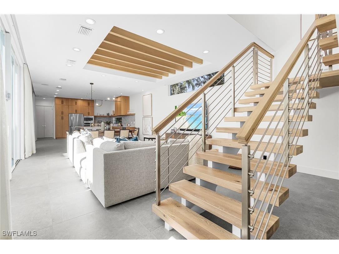 591 93rd Avenue N Naples FL 34108 225070902 image4