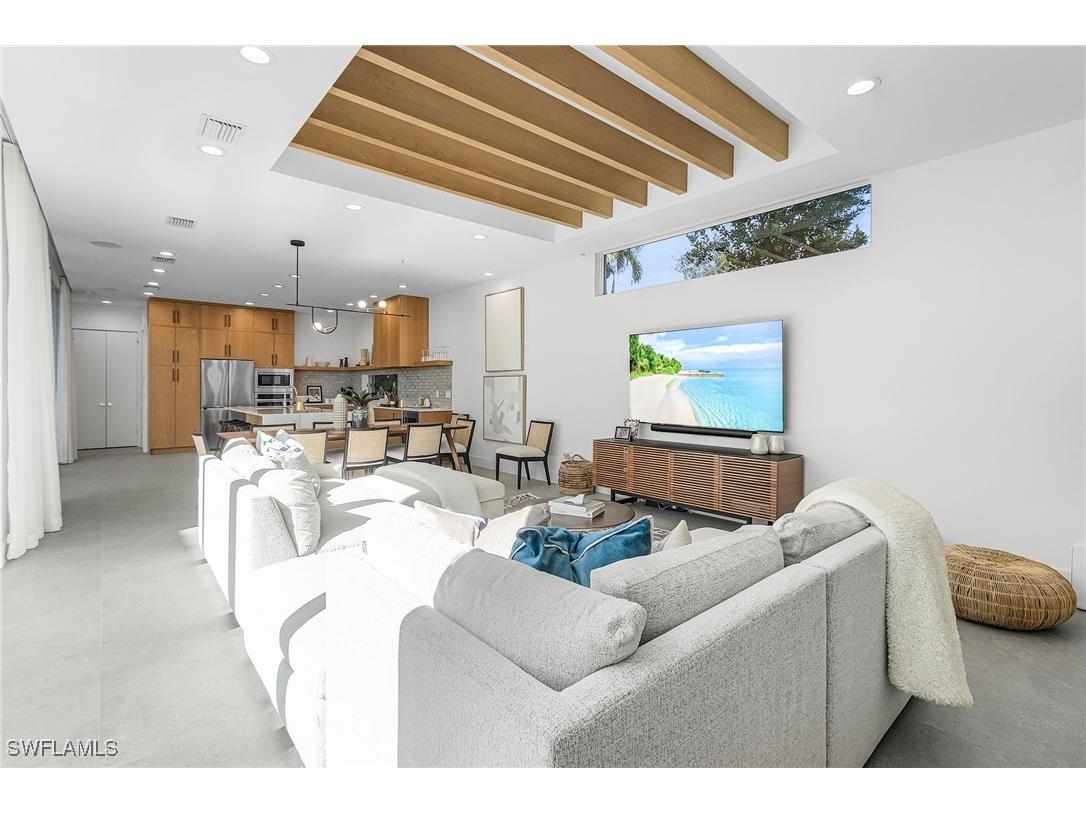 591 93rd Avenue N Naples FL 34108 225070902 image5