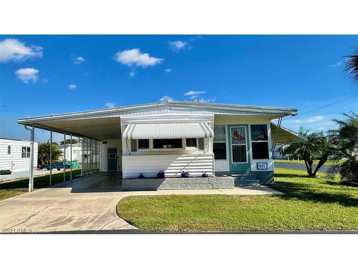 591 Daisy Drive North Fort Myers FL 33917 224009553 image1