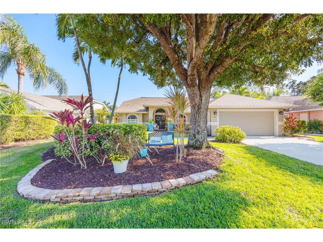 591 Lambton Lane Naples FL 34104 225005816 image1