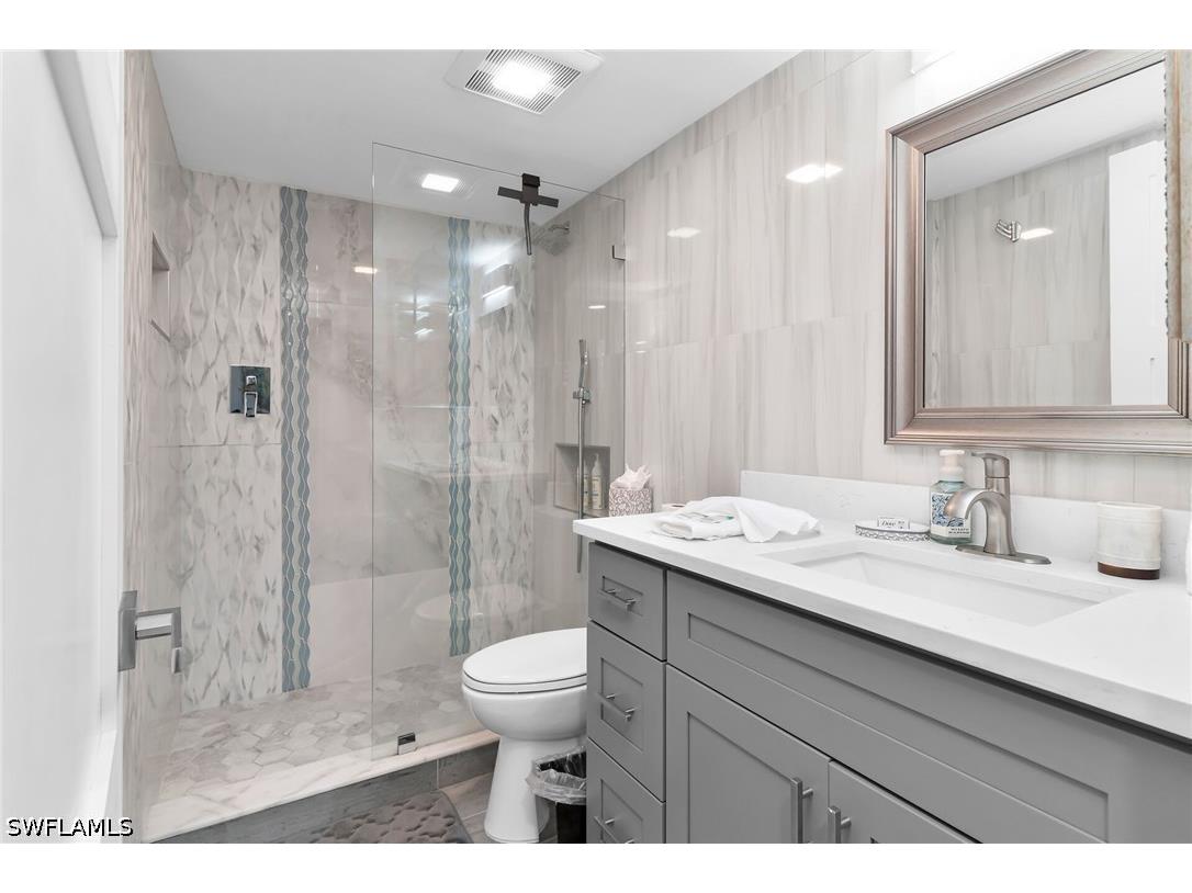 591 Seaview Court #A402 Marco Island FL 34145 226016791 image17