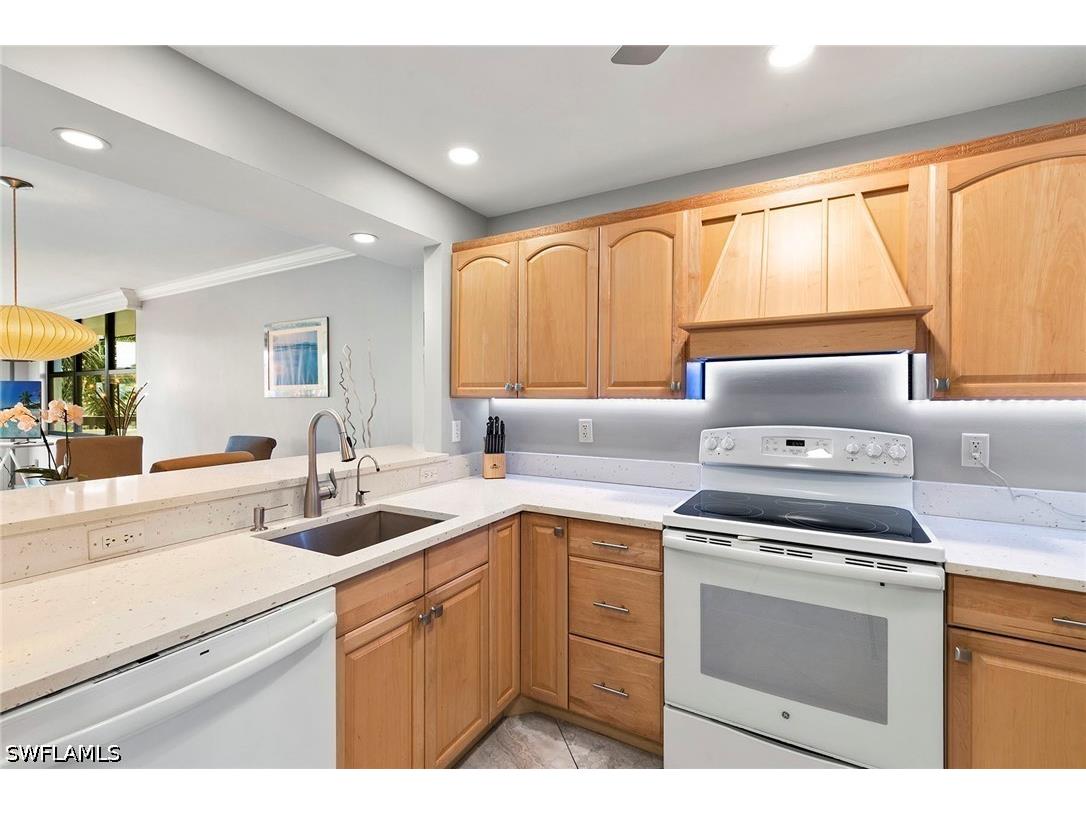 591 Seaview Court #A508 Marco Island FL 34145 226022854 image6